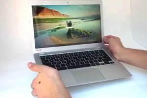 Lighten Your Load with the Slim and Stylish Toshiba ChromeBook CB35-B3340